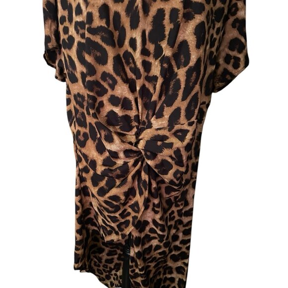 Vonda Asymmetrical Blouse - Picture 4 of 9